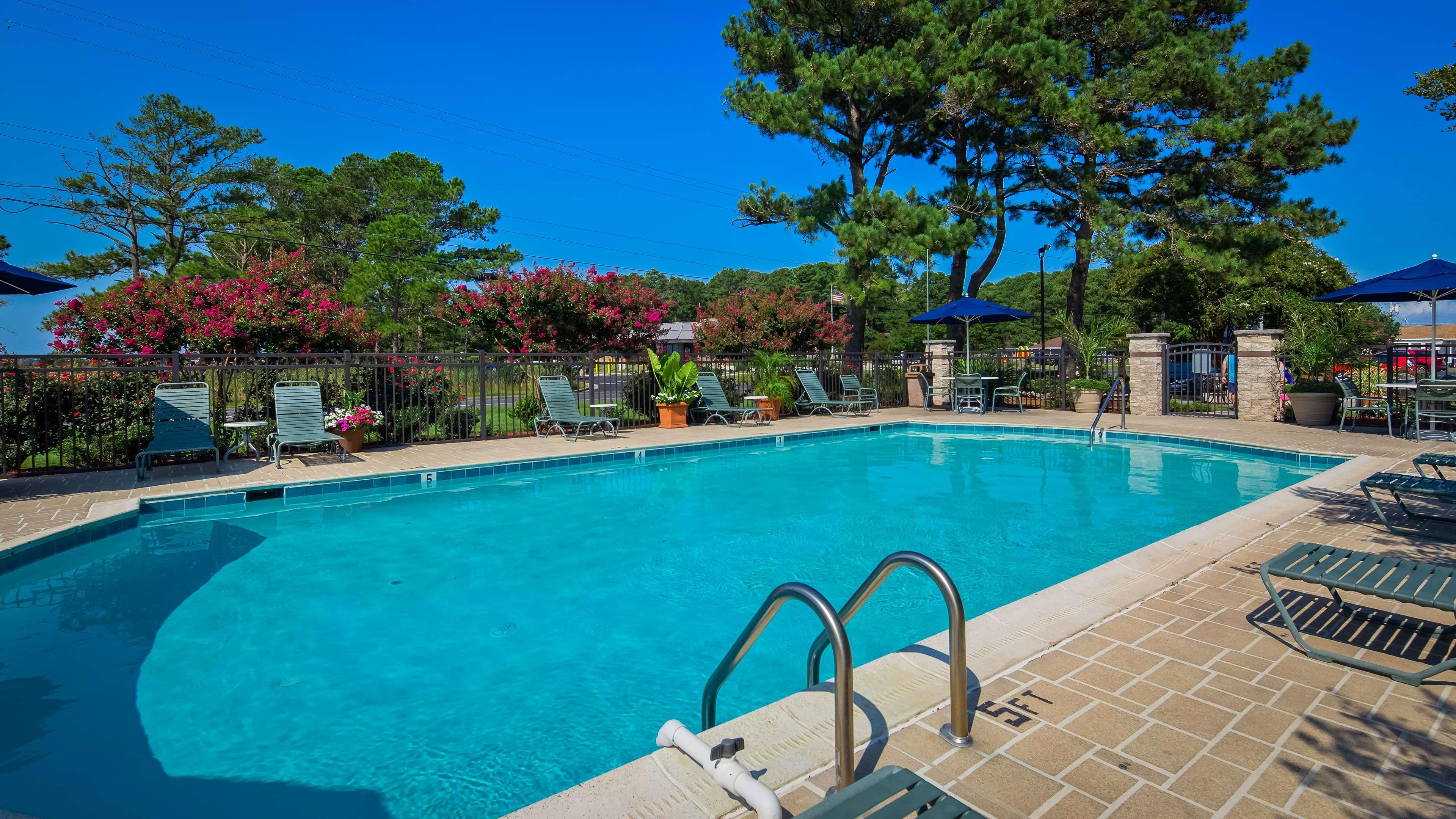 Best Western Chincoteague Island Bagian luar foto