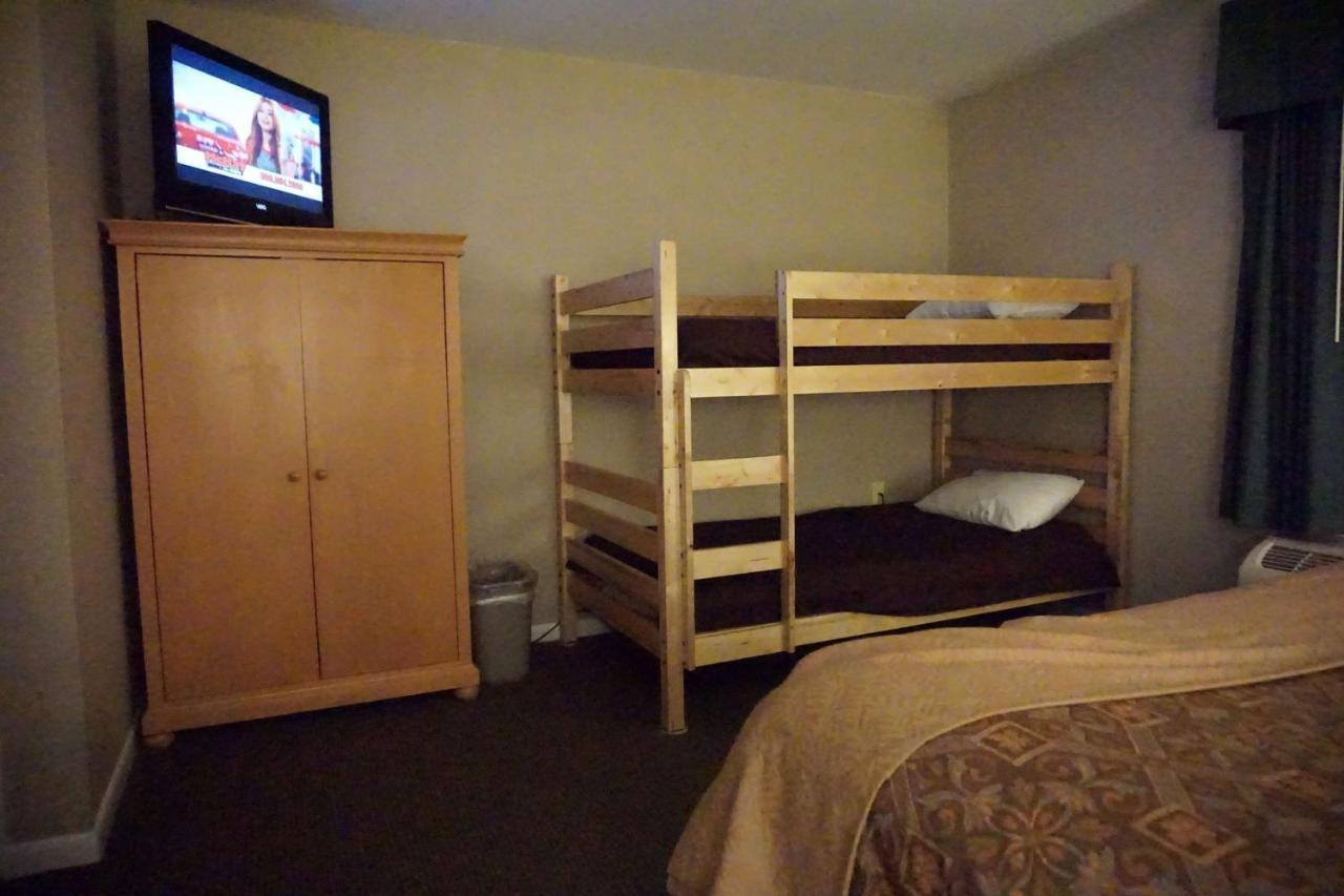 Best Western Chincoteague Island Bagian luar foto