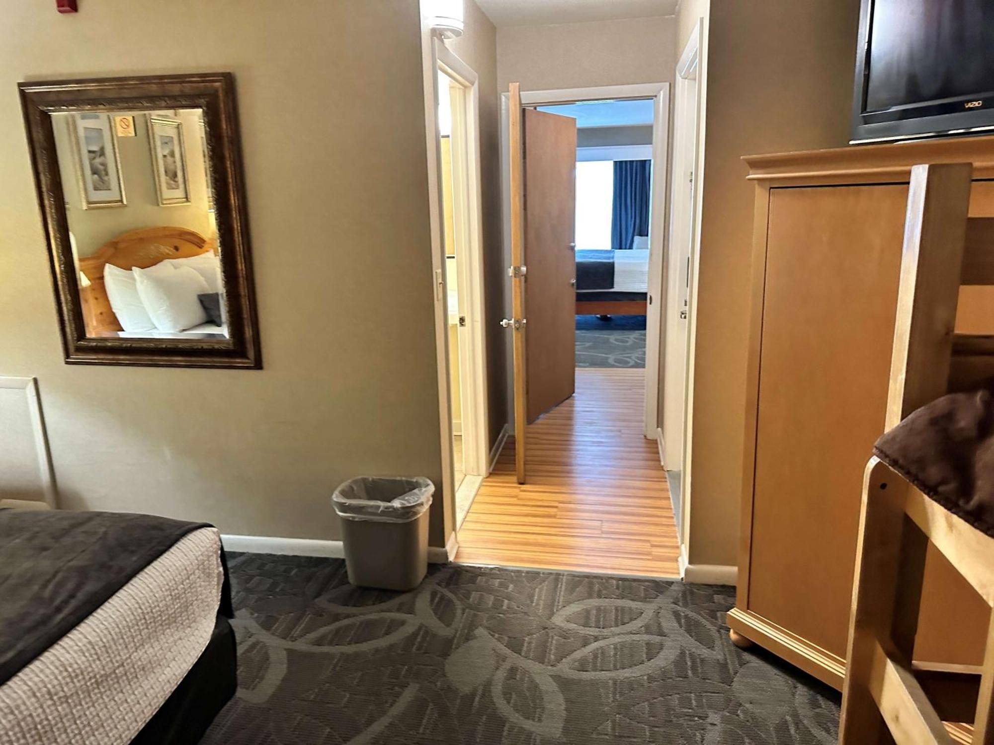 Best Western Chincoteague Island Bagian luar foto
