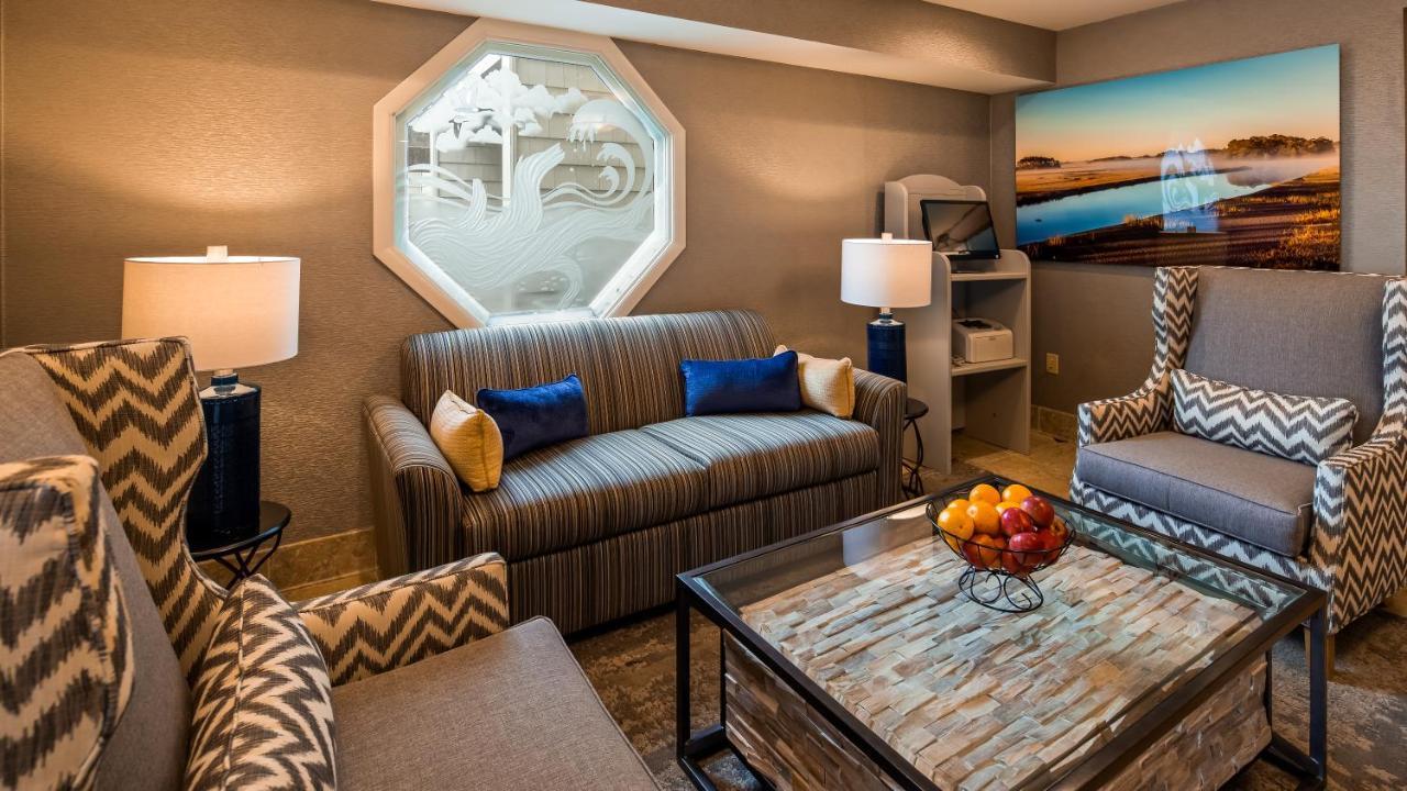 Best Western Chincoteague Island Bagian luar foto