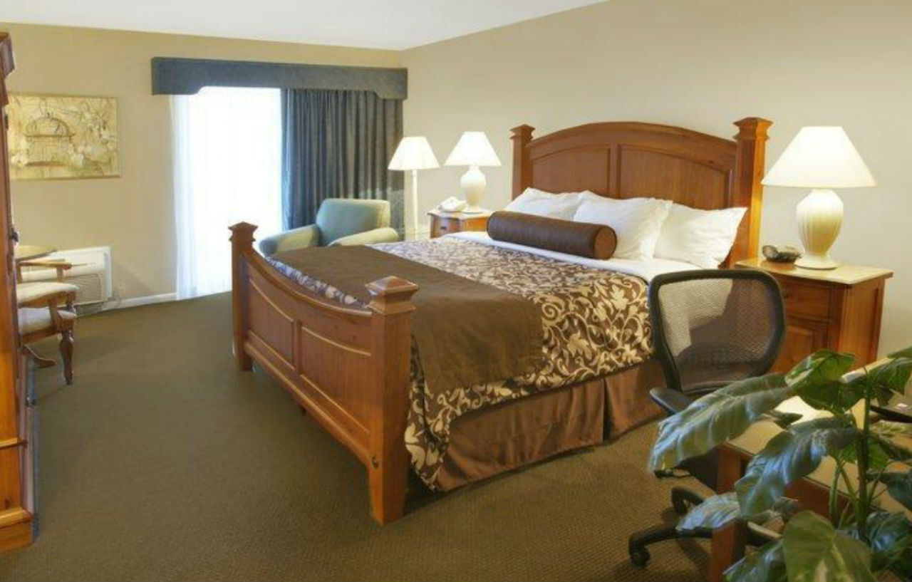 Best Western Chincoteague Island Bagian luar foto